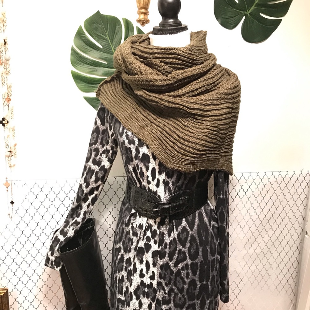 ❤️🎉HP Pick 🎉❤️ Leopard Duster cardigan Sweater! - Picture 7 of 8